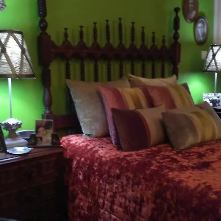Low Cost Tourist Apartment- Chaves